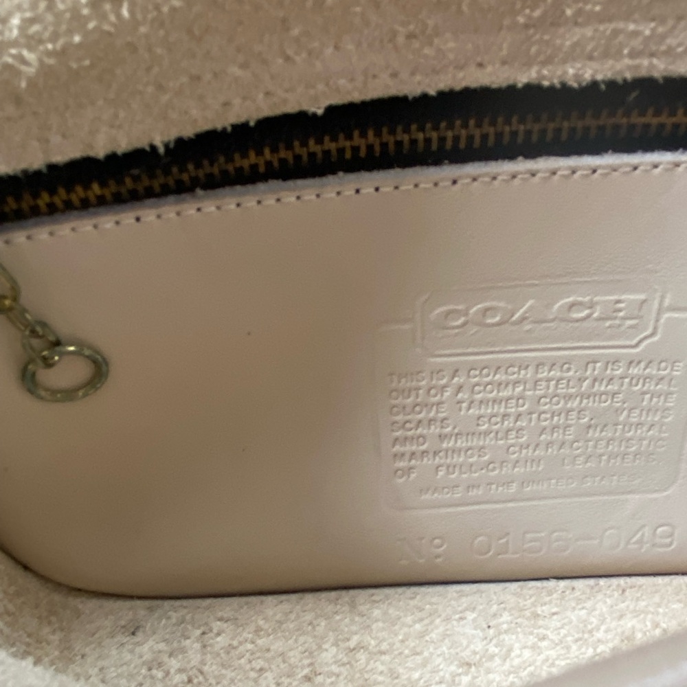 Vintage Coach Dinky Ivory Cream Bone Genuine Leather Crossbody Bag - Picture 4 of 16